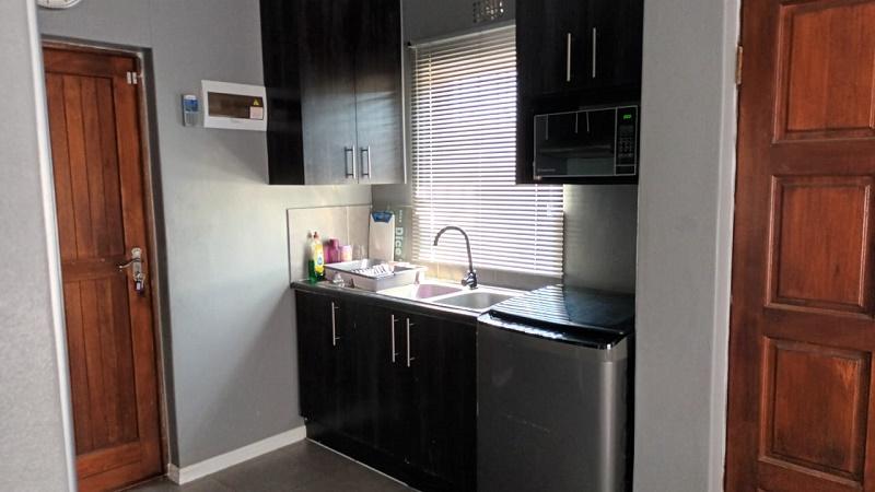 2 Bedroom Property for Sale in Groenheuwel Western Cape